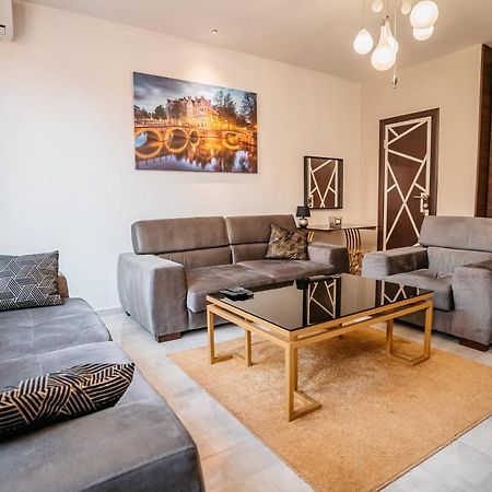 Magico Rooms & Apartments Ni Eksteriør bilde