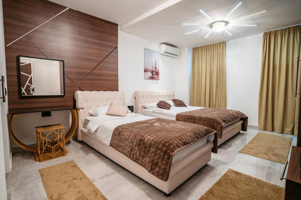 Magico Rooms & Apartments Ni Eksteriør bilde