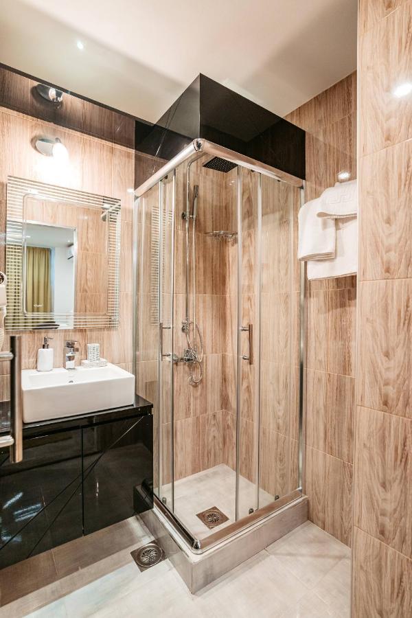 Magico Rooms & Apartments Ni Eksteriør bilde